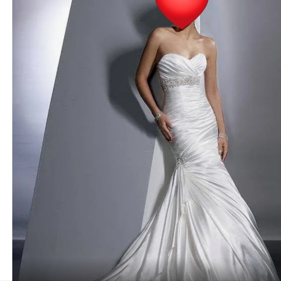 WEDDING DRESS SOTTERO & MIDGLEY. sz 0, $600 GLENN HEIGHTS TX PPU OR SHIPPING - Picture 2 of 13